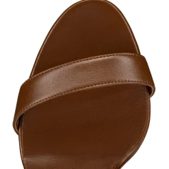 Christian Louboutin Condora Queen